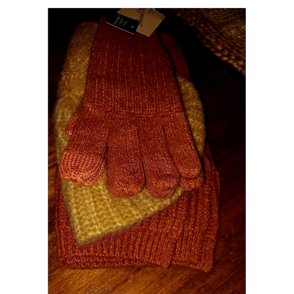 NWT* 2-PIECE SHAKER RIBBED SNOOD & GLOVES SET! - Picture 8 of 9